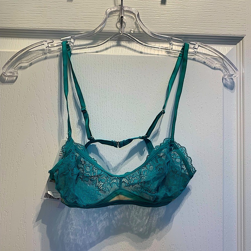 UO Lace Bra